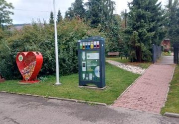 W Gminie Łukowica zamontowano dwa kontenery na elektroodpady